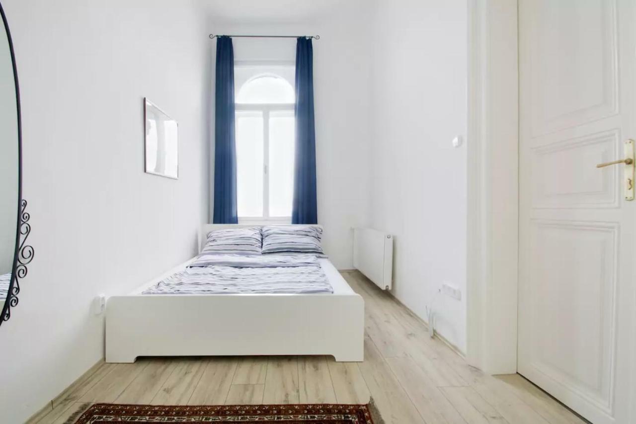 Apartment Andrassy Budapest Ngoại thất bức ảnh